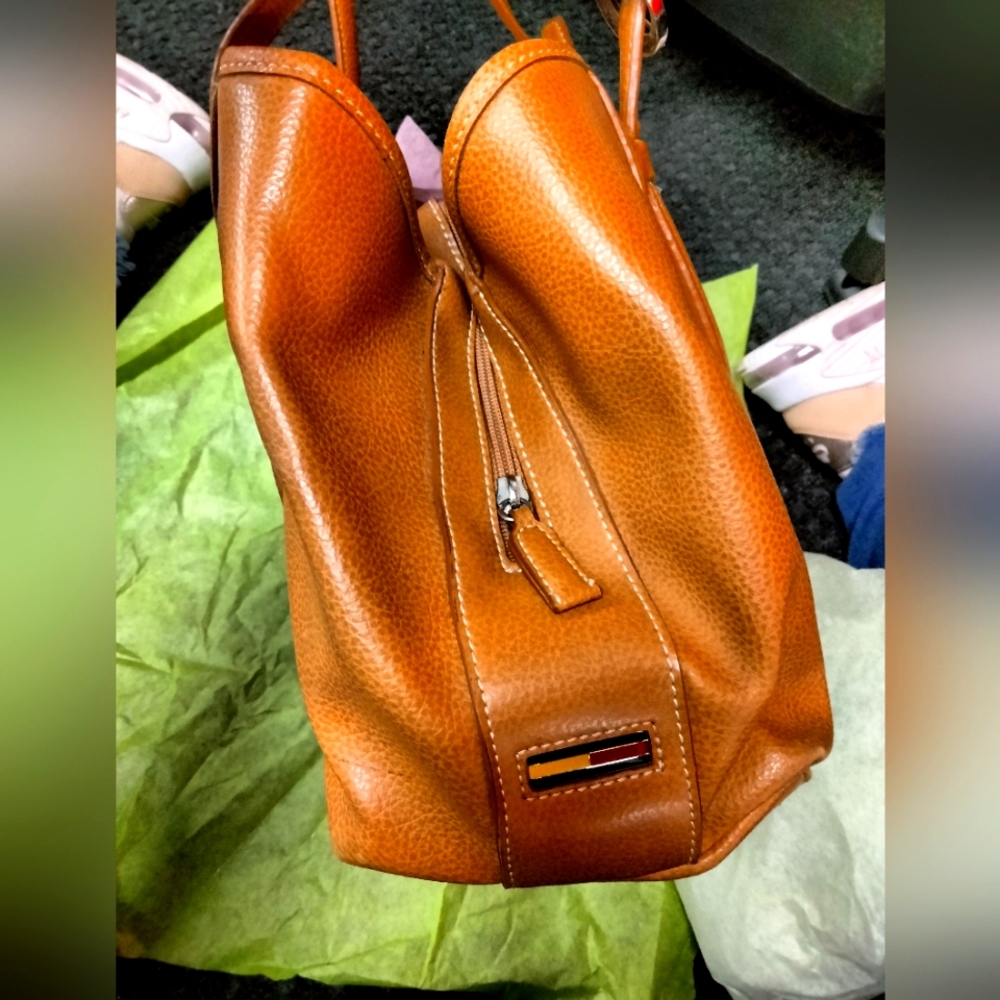 Brown Tommy Hilfiger purse